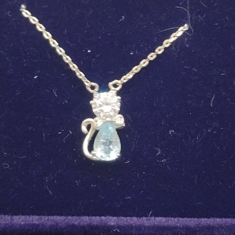 Sterling Silver Cat Blue Topaz Necklace 18"